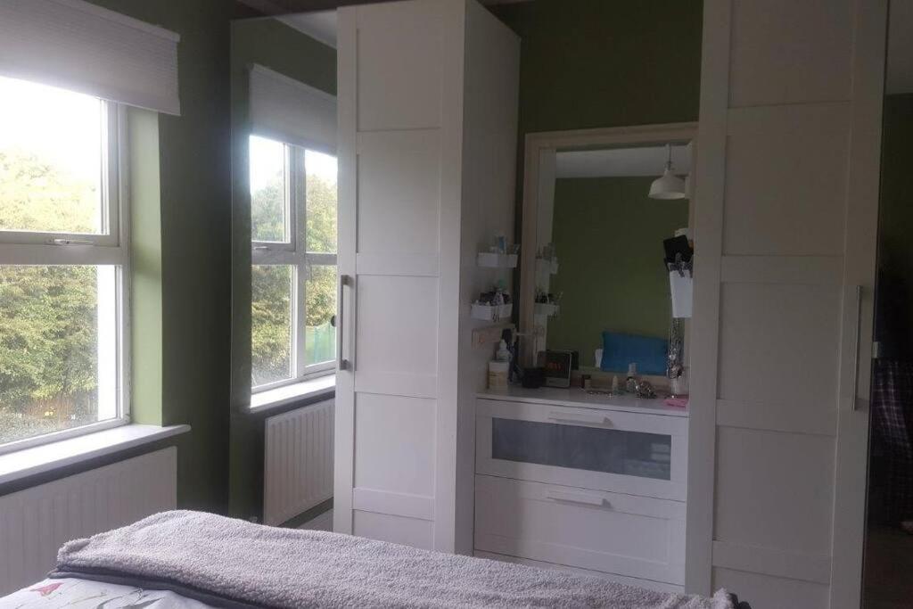 Galway City Lovely 2 Bed Apartment Eksteriør bilde