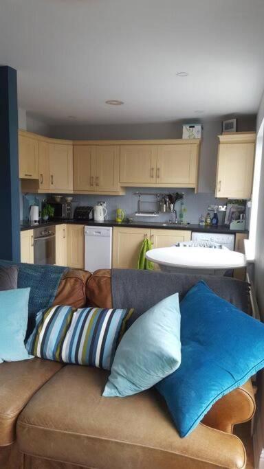 Galway City Lovely 2 Bed Apartment Eksteriør bilde